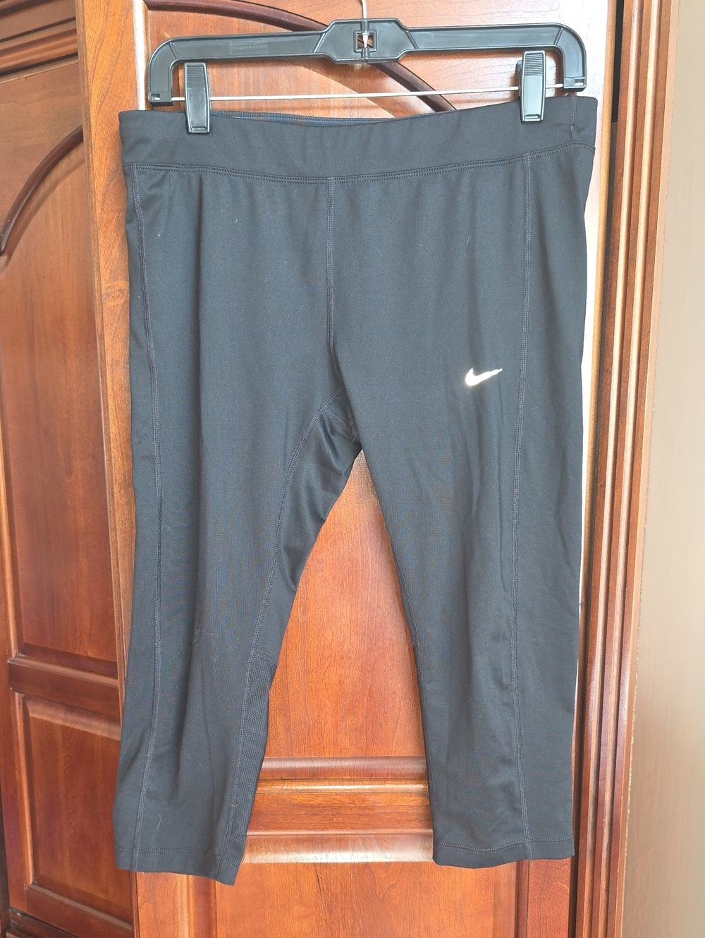 Nike DriFit Capri Leggings Lg